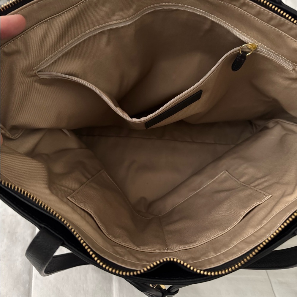 Talbots Black and Tan Tote Bag with Elegant Design - Picture 5 of 10